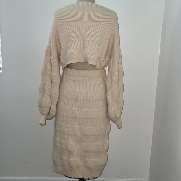 RoseDress High Waist Slit Long Sleeve Cropped Sweater Two Piece Dress Sz Small! - Picture 7 of 11